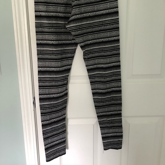 Striped leggings from Garage - Picture 2 of 3